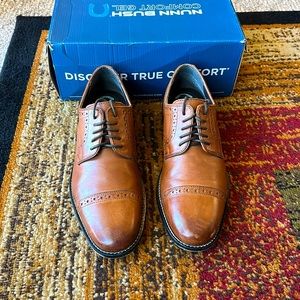 Nunn Bush Oxford dress shoes